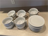12 - Soup/chili bowls with saucers