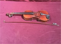 Guiseppe Guarnerius Childs Violin W/ Bow