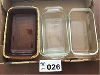 PYREX AND MISC BAKING PANS