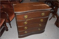 4 Drawer Chest of Drawers, Measures: 29.5"W x