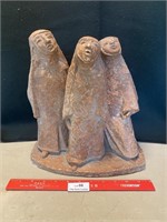Art Sculpture Statue - Nuns- Small Chip back Botm