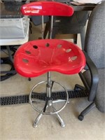 Red shop chair
