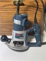 Bosch 1606a router with wood case