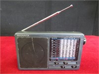 Magnavox 11 Band Receiver