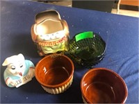 Cookie Jar, Green Bowl, Ramekins