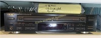 TEAC RW-D200 CD Recorder