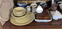 Large assortment of kitchen items