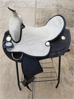 15" King Barrel Round Skirt Synthetic Horse Saddle