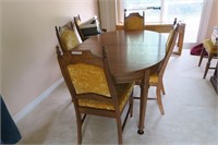 8 pc. Dining room suite (table w/1 leaf, 6 chairs