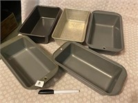 5 BREAD PANS GROUP