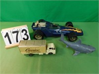 Toy Truck - Race Car - Shark