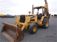 1988 John Deere 710B 2WD Backhoe