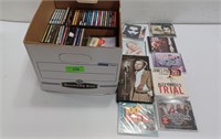 Box of CDs Q8C