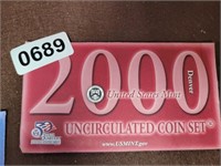 2000 UNCIRCULATED MINT SET D MINT