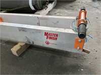 Masterfinish Aluminium Vibratory Concrete Screed