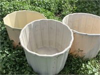 3 empty mineral tubs