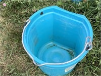 blue flat back bucket