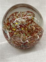 VINTAGE 3 INCH ART GLASS PAPERWEIGHT