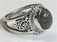 STERLING SILVER RING WITH LABRADORITE SIZE 7
