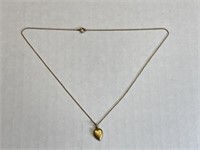 SMALL 10k GOLD NECKLACE WITH HEART PENDANT
