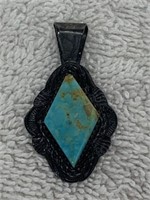 VINTAGE STERLING SILVER & TURQUOISE PENDANT 1