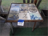 COFFEE TABLE/END TABLE W/ DECORATIVE TILES