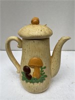 Arnel's Mold Mushroom Tea/Coffee Pot