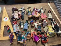 Collection of dolls of different countries