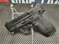 Smith & Wesson M&P 9 SHIELD 9 MM Pistol