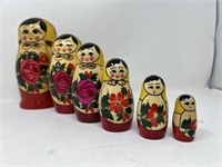 Matryoshka Russian Nesting Dolls 6 Dolls