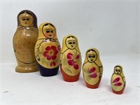 Matryoshka Russian Nesting Dolls 5 Dolls