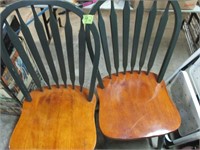 2 Solid maple chairs Good cond