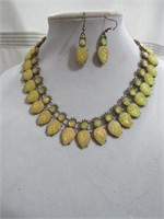 NICE BOHO COSTUME YELLOW OPALESCENT NECKLACE SET