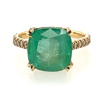 14ct y/g emerald (4.98ct) & diamond ring