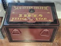 25"×16"×16" Southern Pacific Safe