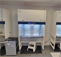 ESCO Class II A2 Biosafety Cabinet