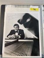 SIGNED PHOTO