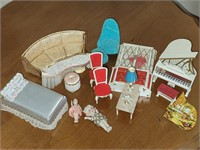 1960s Ideal Petite Princess doll furniture