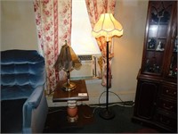 End Table & (2) Lamps