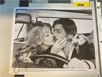 GOLDIE HAWN SIGNED PHOTO
