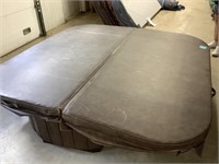 Brown hot tub cover.  84 inches x 84 inches with