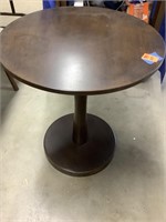 22 inch tall round side table
