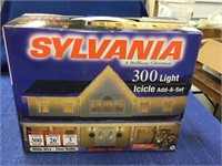4 new boxes of Sylvania icicle lights