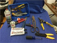 Misc tools.  Seam sealer