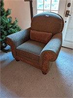 King Hickory Tweed Easy Chair w/ Leather Trim