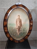 Oval Frame w/ World War I Soldier Photo, +