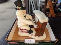 Battery Operated Snowman w/ Piano