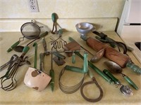 Large lot kitchen primitives