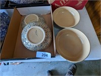 (4) Roseville Pottery Spongeware Bowls