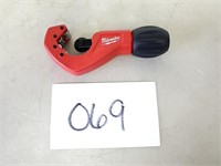 Milwaukee 1" Constant Swing Copper Tubing Cutter